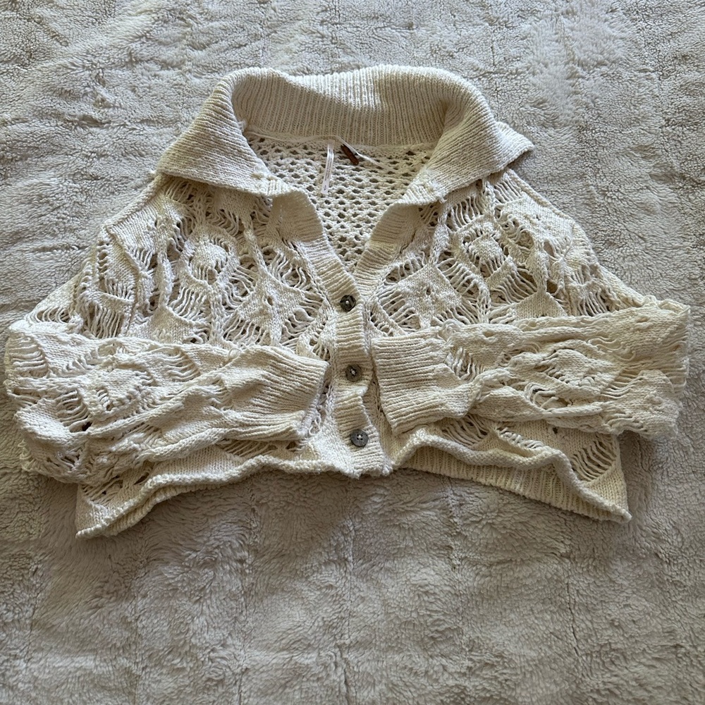Ivory Cropped Cardi